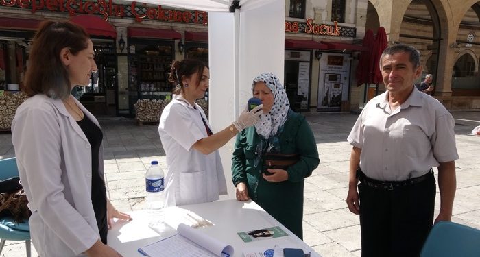 “Halk Sağlığı Sokağı”nda ücretsiz sağlık testi