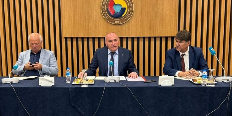 Haluk Yıldız’dan Orman Ürünleri Meclisi’nde sunum