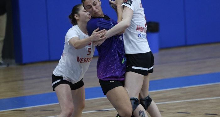 Belediyespor Bursa’da galip