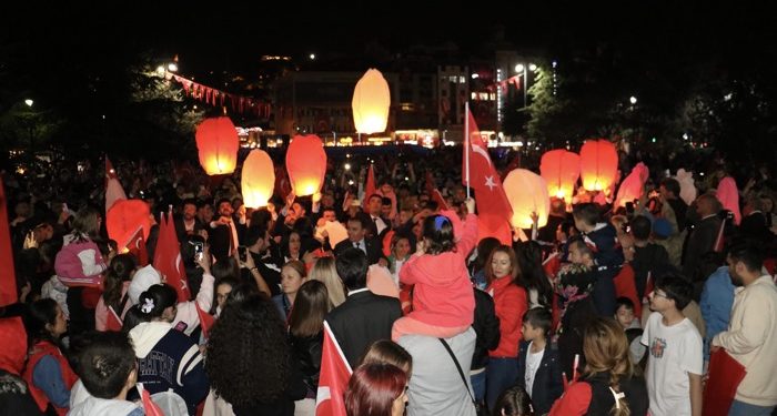 Fener alayında cumhuriyet heyecanı