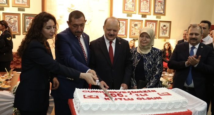 Cumhuriyet resepsiyonu