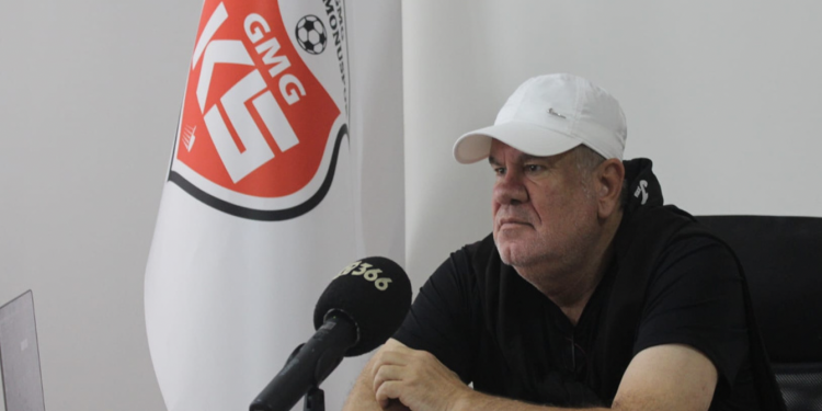 Levent Eriş:  “Takdir görmesi gereken bir takımımız var”