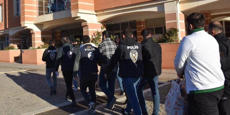 Sibergöz-8 operasyonunda 5 kişi tutuklandı