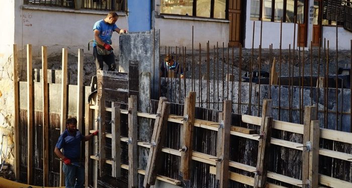 İğdir Kapalı Pazaryerinin yapımı sürüyor