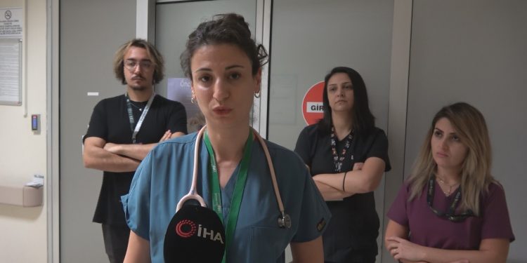 Çöpte bulunan bebek entübe edildi!