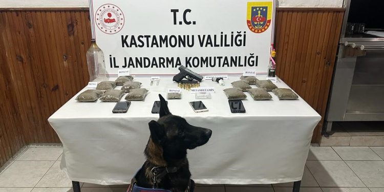 Uyuşturucu operasyonu: 3 tutuklama