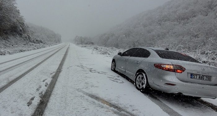 Yüksek kesimlerde kar yağışı etkili oluyor