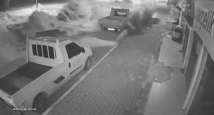 Saniyeler içinde gelen dev dalgalar sahili savaş alanına çevirdi