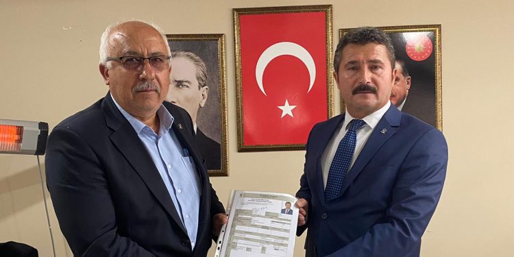Ayvacı, aday adaylığı başvurusunda bulundu