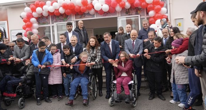 Engelsiz Yaşam Merkezi hizmete alındı