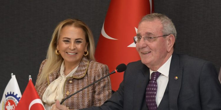 Mihriban Akyüz, TOBB KGK Batı Karadeniz Bölge Temsilciliğine seçildi