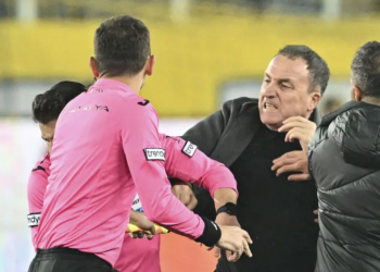 Ligler süresiz ertelendi