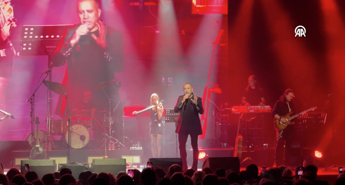 Haluk Levent ünlü sanatçılarla “Gazze Destek Konseri” düzenledi