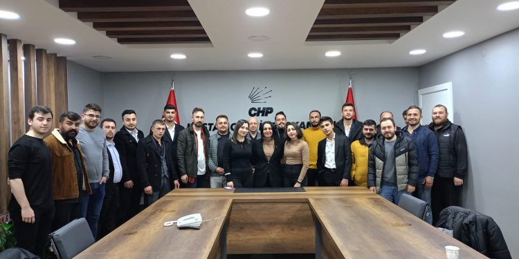 CHP’ye yeni katılımlar