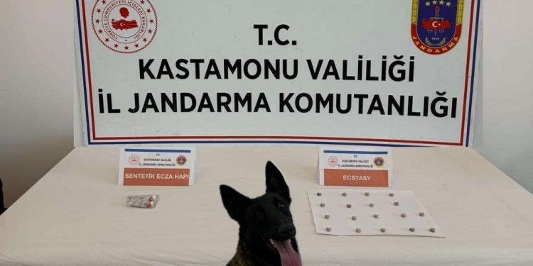 Uyuşturucudan 5 gözaltı