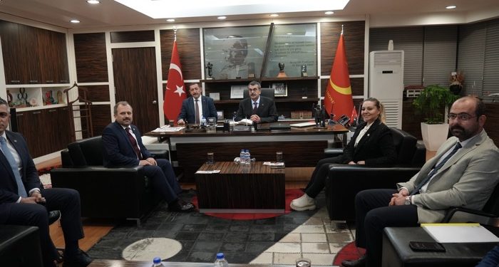 Bakan Tekin, Kastamonu’da ziyaretlerde bulundu