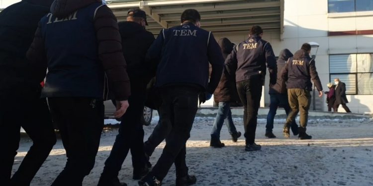 17 DEAŞ sanığına ceza
