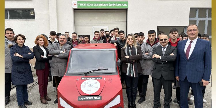 Ekmekci’den Taşmektep ziyareti