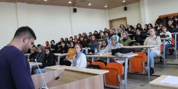 Kastamonu Üniversitesi’nde kadın girişimcilik semineri