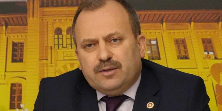 Milletvekili Uluay: “İhsangazi-Araç arasına OSB yapacağız ve burayı tren yoluyla bağlayacağız”
