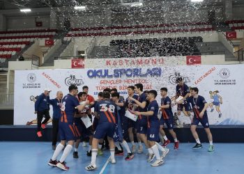 Okul Sporları Gençler Hentbol Türkiye Birinciliği’nde İstanbul ekibi şampiyon oldu