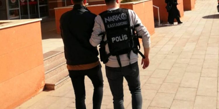 2 ayrı suçtan hapis cezası bulunan şahıs yakalandı