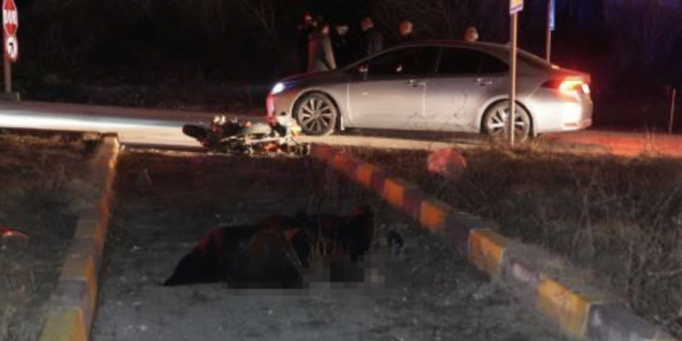 Kavşakta ölümlü kaza