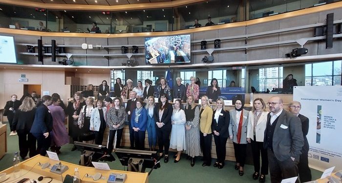 Ekmekci derneklere AB projesi çağrısında bulundu