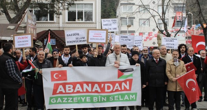 Abana’da “Gazze’ye bin selam” yürüyüşü