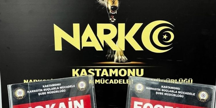 Ecstasy ve kokain ile yakalanan 5 şahıs gözaltına alındı