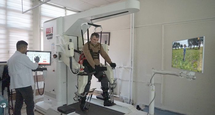 ‘Yürüme robotu’ bölgedeki hastaların umudu oldu