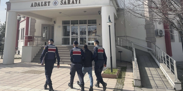 Cinsel saldırı’ suçundan aranan 2 kişi tutuklandı