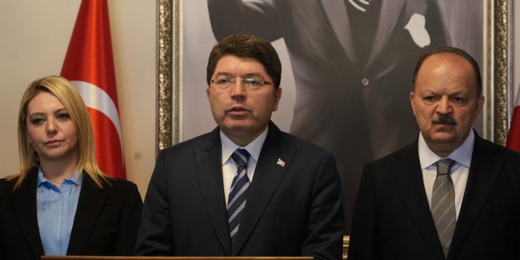 Adalet Bakanı tunç’tan İsrail’e terör örgütü benzetmesi