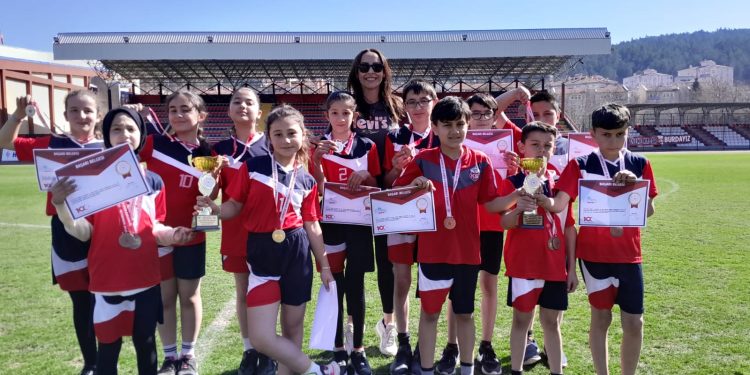 Karaş’ın altın çocukları