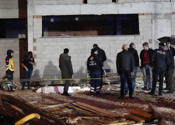 İnşaat kenarında erkek cesedi bulundu