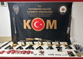 44 adrese operasyon: 28 gözaltı