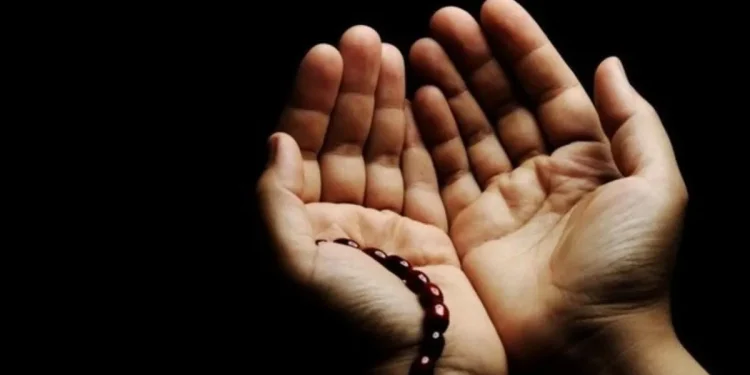 Bin aydan daha hayırlı gece