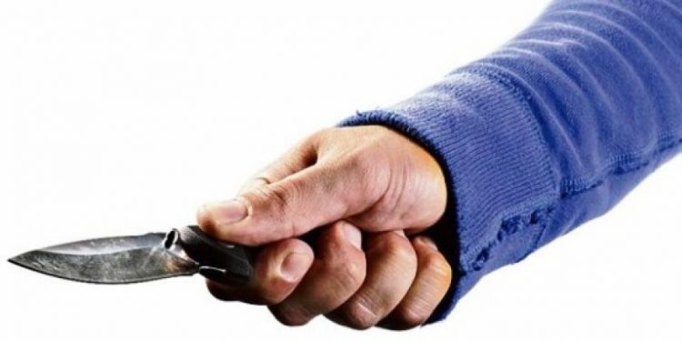 Alkol masasında çıkan kavgada kan aktı: 1 yaralı