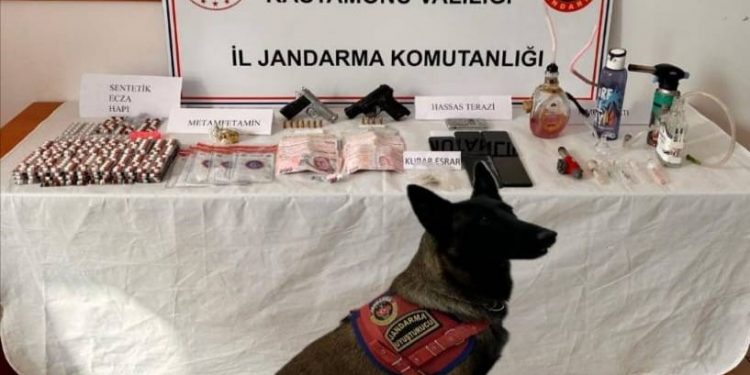 Uyuşturucu operasyonu: 3 tutuklama