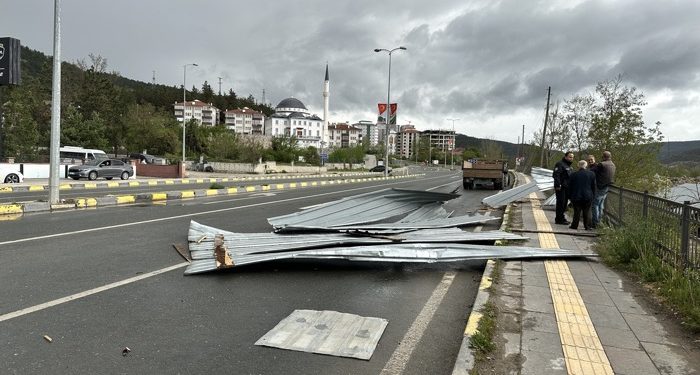 Kastamonu fırtınaya kapıldı