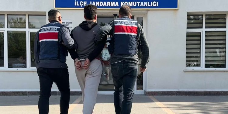 Firari DEAŞ üyesi Eskişehir’de yakalandı