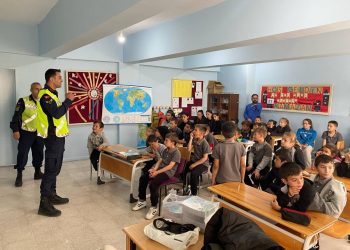 Jandarmadan öğrencilere trafik eğitimi