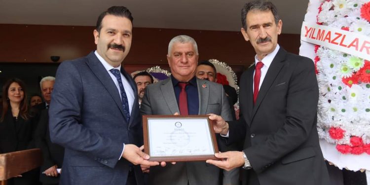 Nejdet Demir mazbatasını aldı