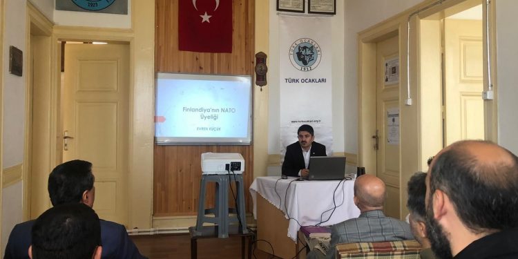 Türk Ocağı’nda konferans