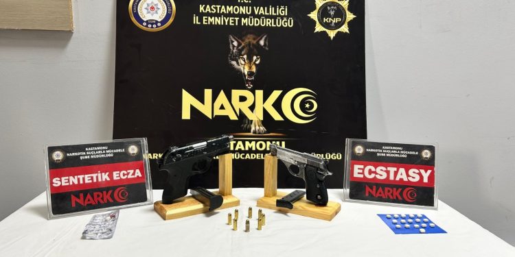 Uyuşturucu operasyonu: 5 gözaltı