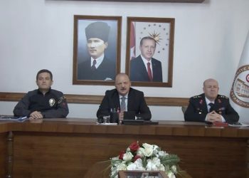 Vali’den köylerdeki ev ve orman yangınlarının önlenmesi için halka çağrı