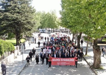 “Aile” için farkındalık yürüyüşü