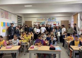 Öğrenciler geleceğin havacılarıyla buluştu