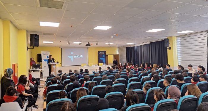 İŞKUR’dan öğrencilere meslek tanıtımı