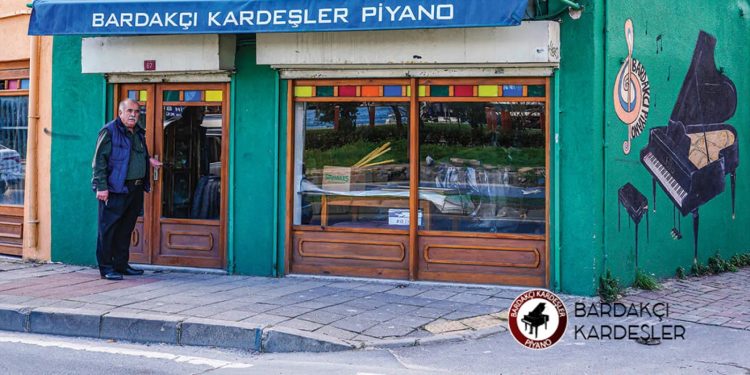 İnebolu’nun Kayran Köyü’nden çıkan bir “piyano doktoru”: MUSTAFA BARDAKÇI